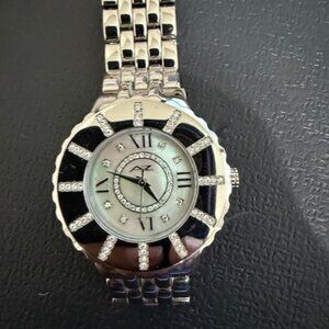 AZ Women's Watch MOP with Crystal Dial Preowned